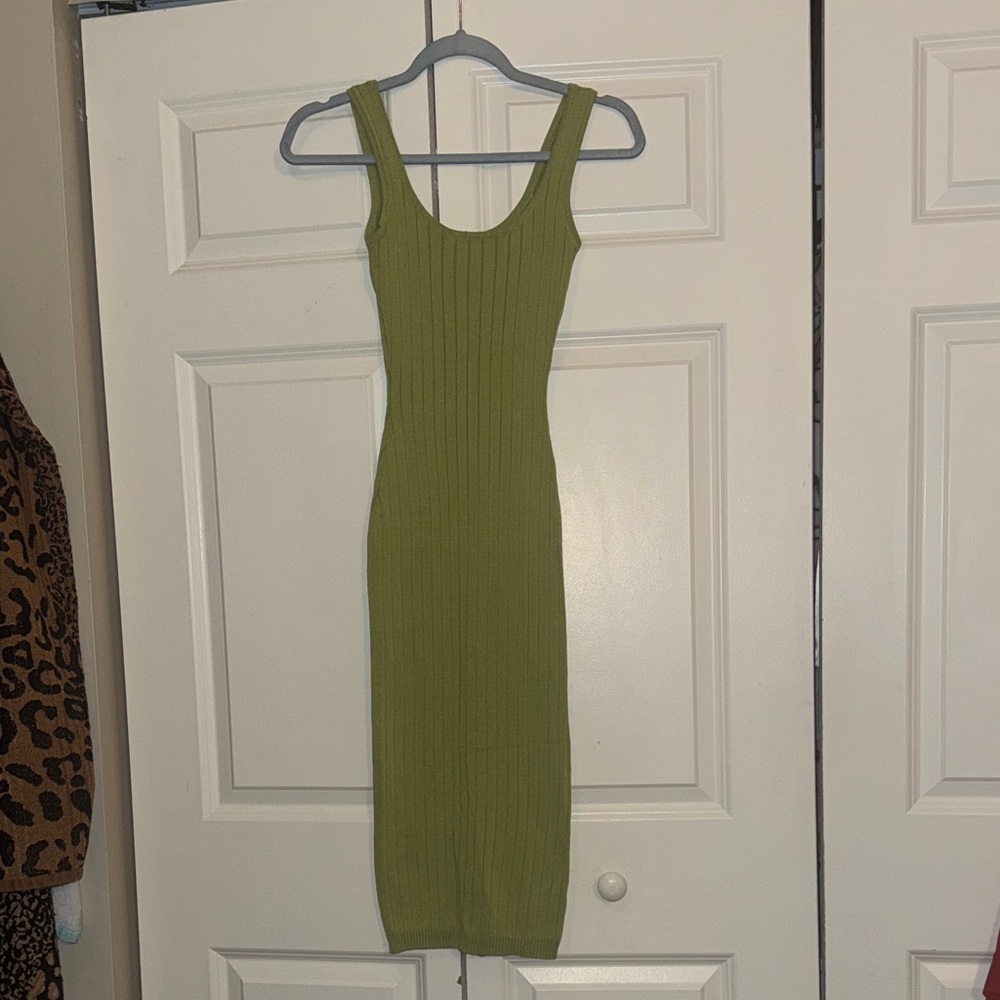 Sleeveless Olive Green Ribbed Dress